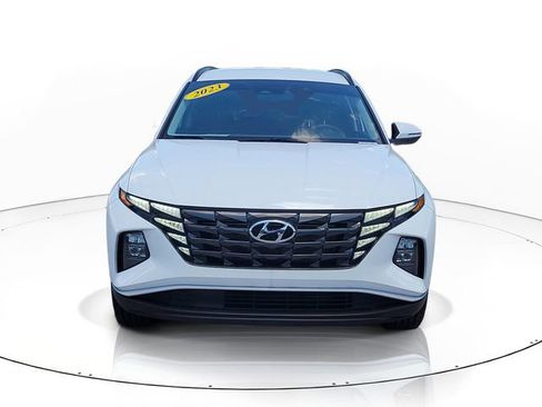 Used 2023 Hyundai Tucson SEL FWD image 2