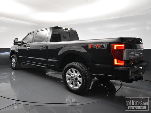 Used 2022 Ford F350 Platinum w/ FX4 Off-Road Package AWD/4WD image 5