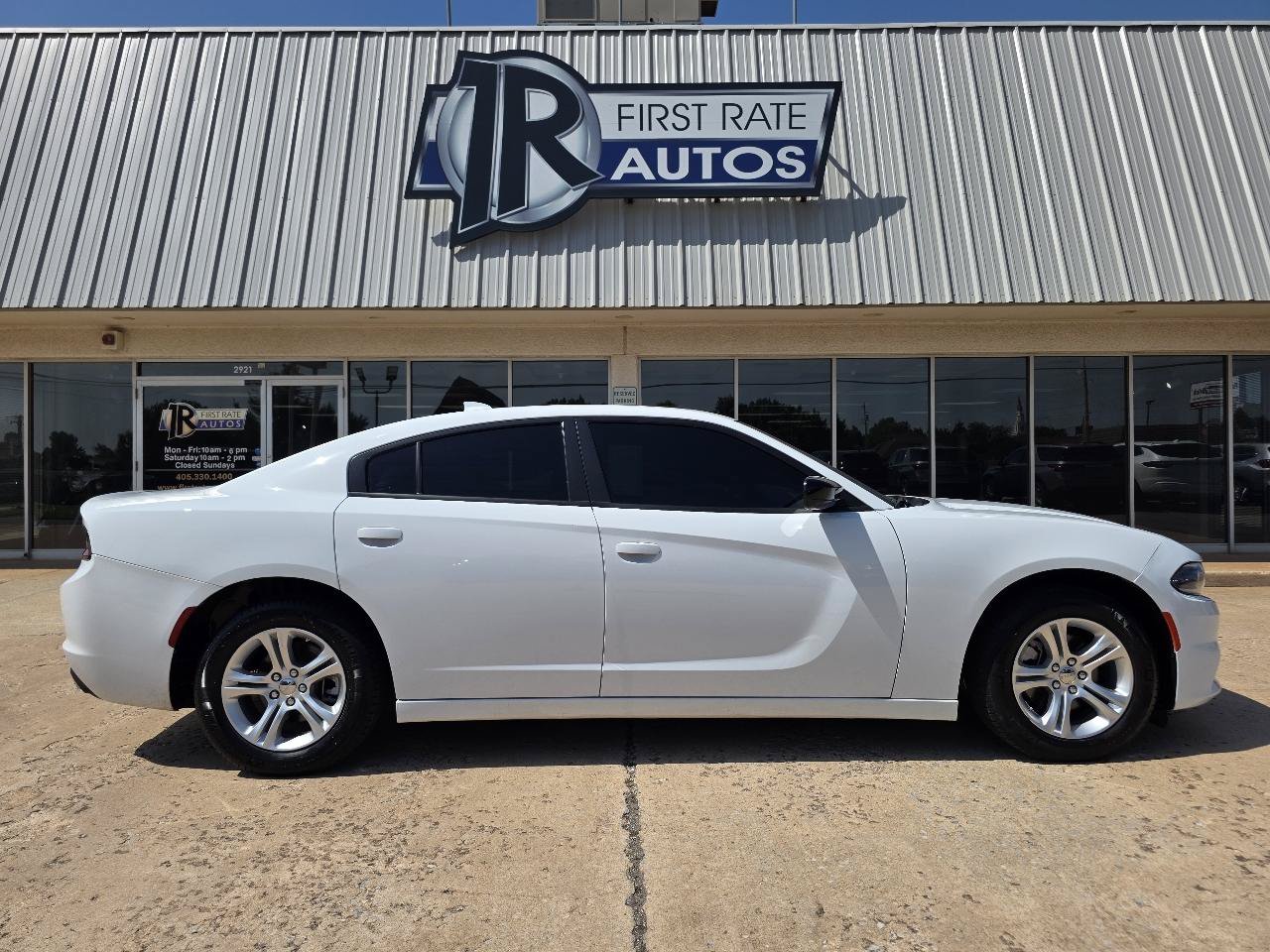 Used 2023 Dodge Charger SXT w/ Cold Weather Package RWD image 9