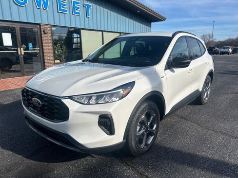 New 2026 Ford Escape ST-Line w/ Tech Pack #1 AWD/4WD image 2