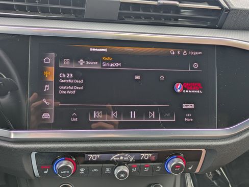 Used 2023 Audi Q3 2.0T Premium Plus w/ Premium Plus Package image 12