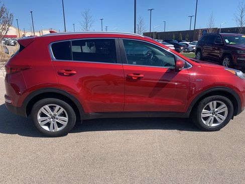 Used 2018 Kia Sportage LX w/ LX Popular Package image 5