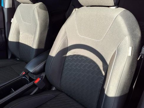 Used 2021 Nissan Kicks SV image 6