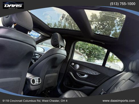 Used 2017 Mercedes-Benz C 300 4MATIC Sedan image 24