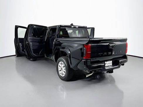 Used 2025 Toyota Tacoma SR5 image 25