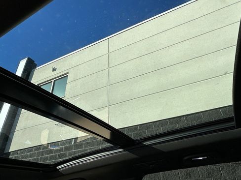 Certified 2024 Cadillac XT6 Premium Luxury w/ LPO, Floor Liner Package image 8