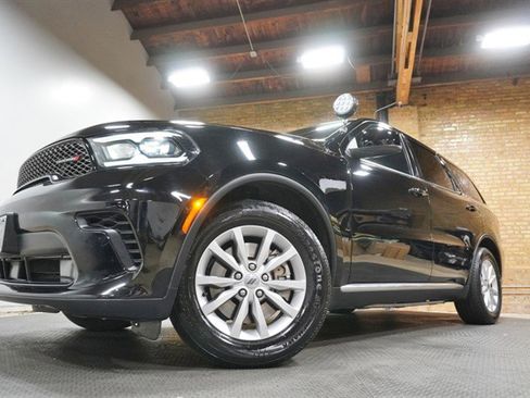 Used 2023 Dodge Durango AWD w/ Skid Plate Group image 3