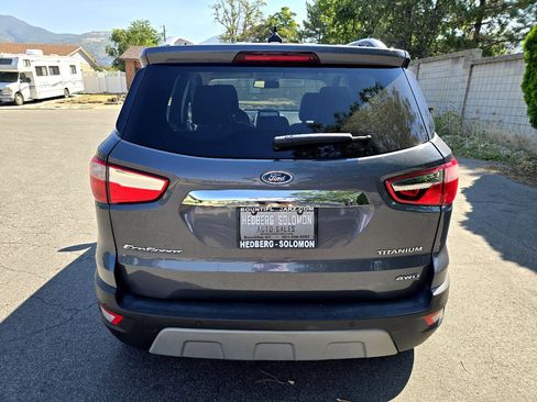 Used 2020 Ford EcoSport Titanium image 5