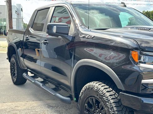 Used 2025 Chevrolet Silverado 1500 ZR2 w/ Dark Appearance Package AWD/4WD image 10