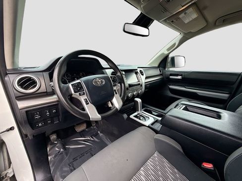 Used 2020 Toyota Tundra SR5 w/ SR5 Upgrade Package RWD image 9