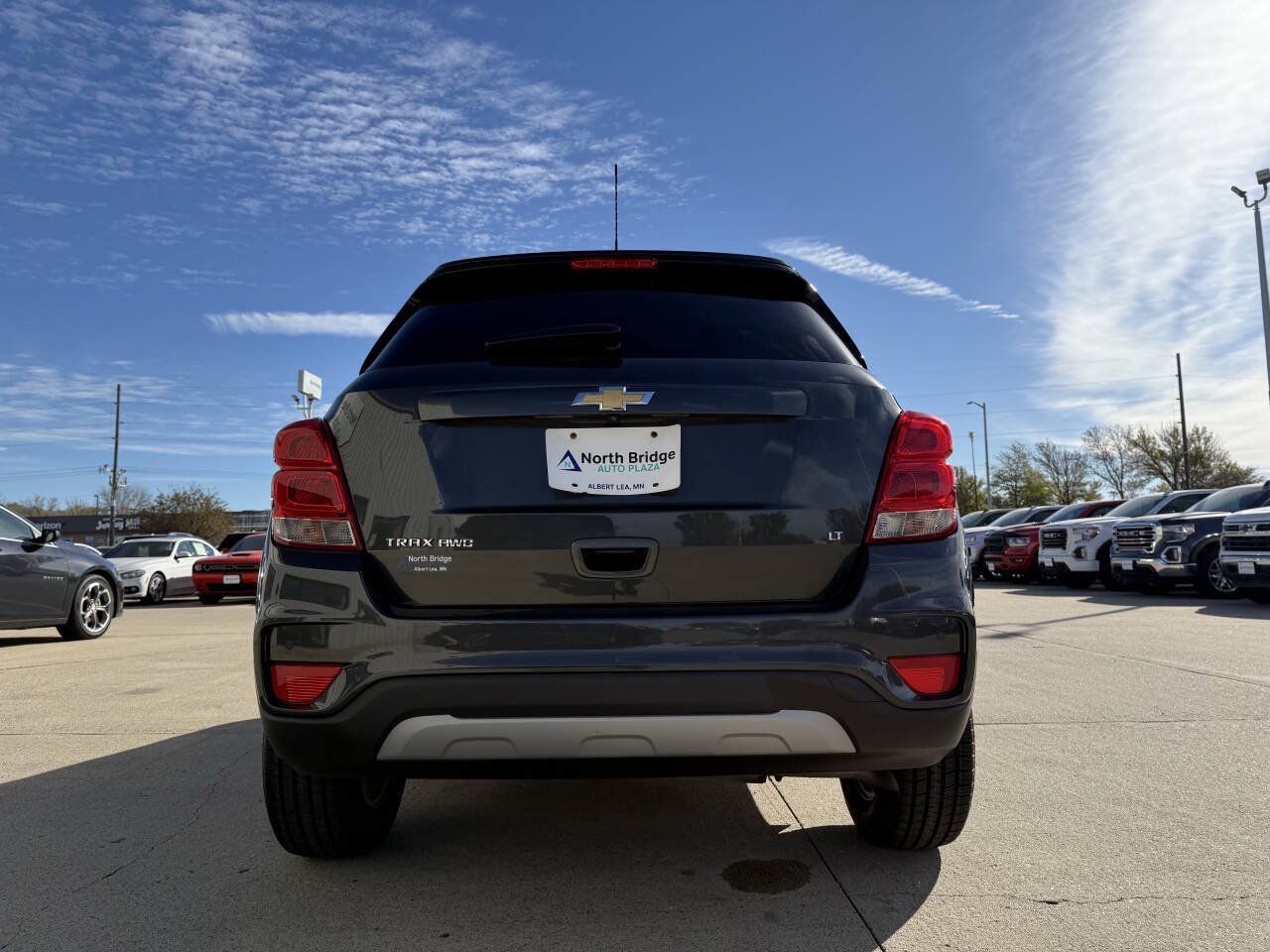 Used 2017 Chevrolet Trax LT w/ Driver Confidence Package AWD/4WD image 25