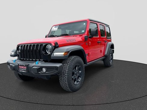 Used 2023 Jeep Wrangler Unlimited w/ Cold Weather Group AWD/4WD image 10