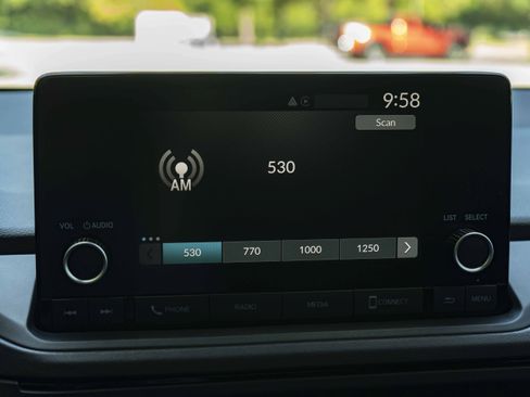 Used 2025 Honda Accord LX image 30