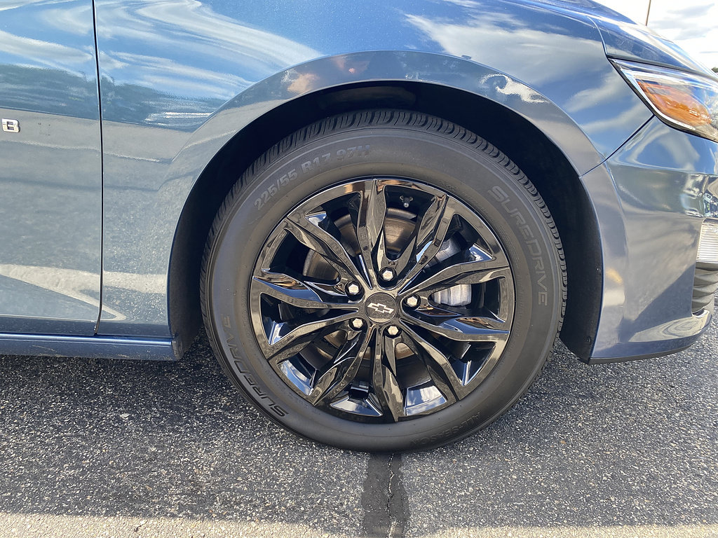Certified 2025 Chevrolet Malibu LT FWD image 24