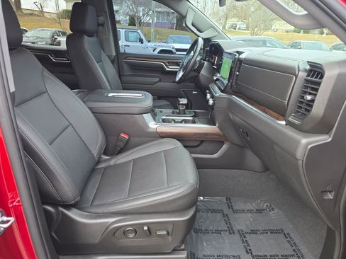 Used 2022 GMC Sierra 1500 SLT w/ SLT Premium Plus Package image 30