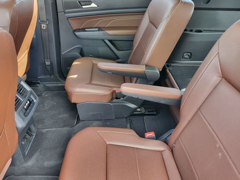 Used 2021 Volkswagen Atlas SE image 26