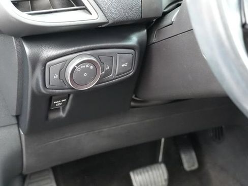 Used 2018 Lincoln MKX Reserve w/ Lincoln MKX Climate Package FWD image 25