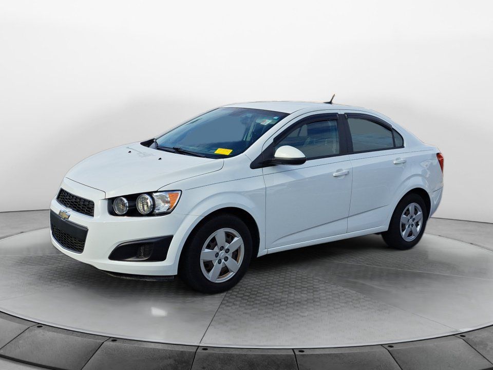 Used 2013 Chevrolet Sonic LS FWD image 3