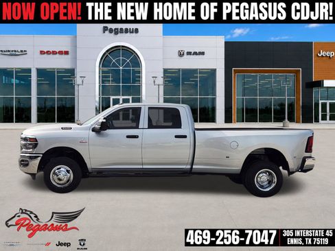 New 2026 RAM 3500 Tradesman AWD/4WD image 3