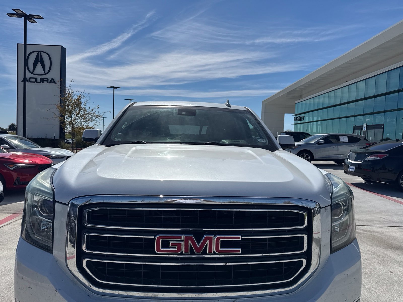 Used 2017 GMC Yukon SLT RWD image 2