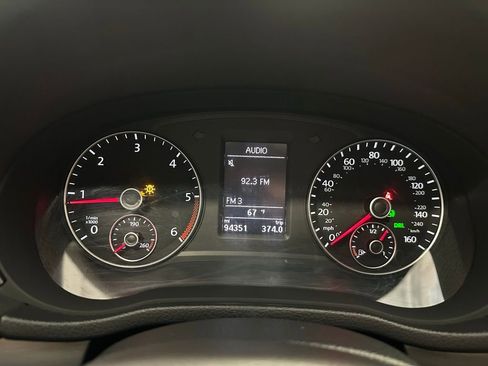 Used 2014 Volkswagen Passat TDI SE image 18