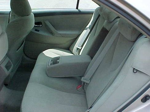 Used 2007 Toyota Camry LE FWD image 10