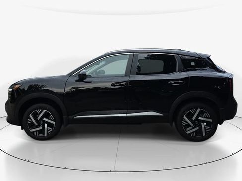 Used 2026 Nissan Kicks SV FWD image 9