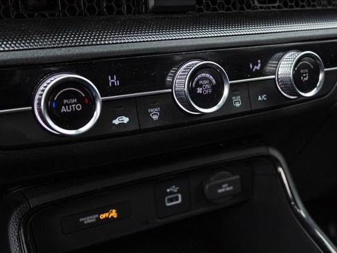 Used 2024 Honda CR-V LX image 19