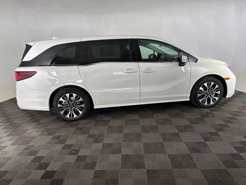 Certified 2026 Honda Odyssey Elite image 4