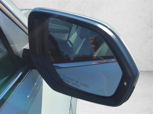 Used 2023 Volkswagen Atlas Cross Sport SE FWD image 5