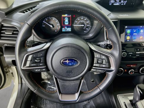 Used 2023 Subaru Crosstrek 2.0i Premium AWD/4WD image 11