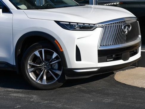 Certified 2026 INFINITI QX60 Pure w/ Cargo Package FWD image 13