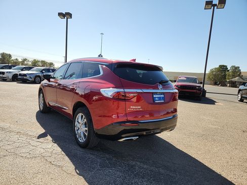 Used 2024 Buick Enclave Essence w/ Experience Buick Package image 5