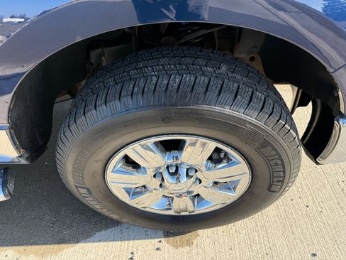 Used 2011 Ford F150 XLT w/ XLT Chrome Pkg image 32