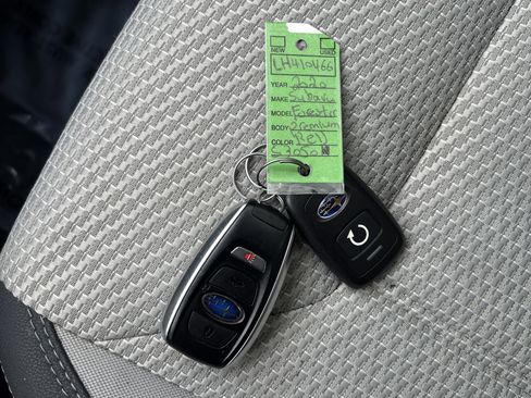 Used 2020 Subaru Forester Premium image 34