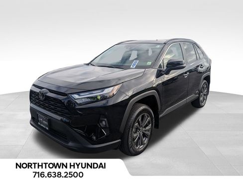 Used 2025 Toyota RAV4 XLE Premium w/ Weather Package AWD/4WD image 1