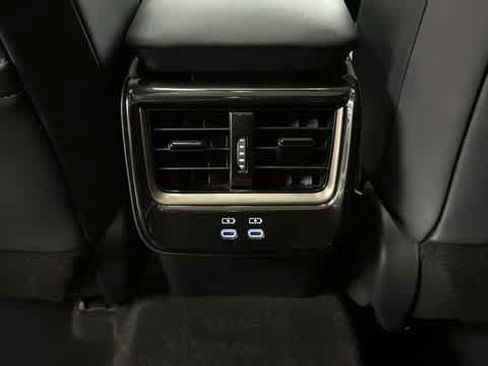 Used 2025 Toyota Crown Signia w/ Advanced Technology Package AWD/4WD image 28