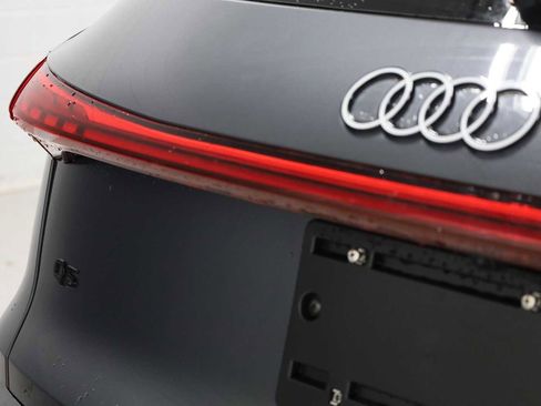 Certified 2025 Audi Q5 Premium Plus w/ Premium Plus image 8