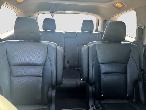 Used 2019 Honda Pilot Elite image 25