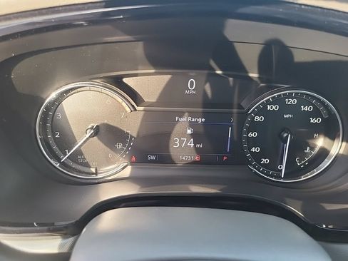 Used 2022 Cadillac XT5 Premium Luxury FWD image 7