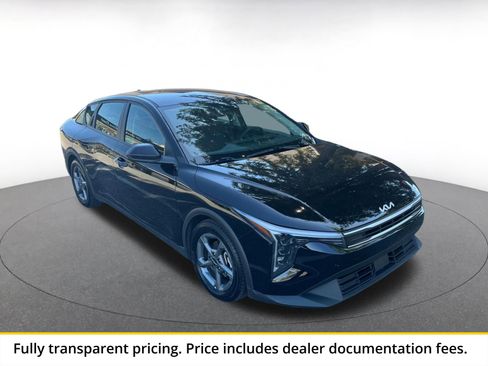 Used 2025 Kia K4 FWD image 1