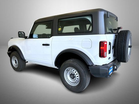 New 2025 Ford Bronco 2-Door image 7