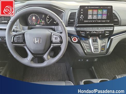 Used 2026 Honda Odyssey Elite image 10