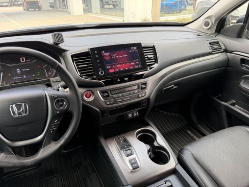 Used 2023 Honda Ridgeline RTL image 17
