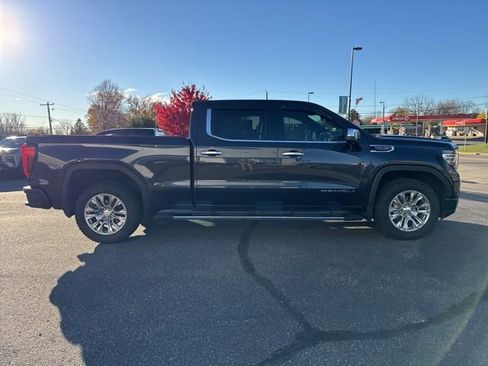 Used 2023 GMC Sierra 1500 Denali AWD/4WD image 6