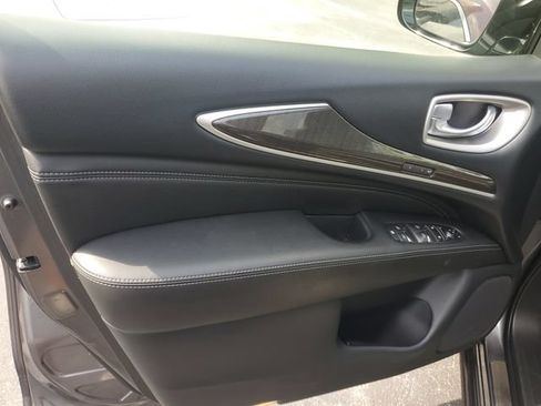 Used 2018 INFINITI QX60 FWD w/ Premium Plus Package image 11