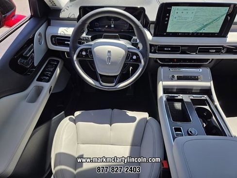 New 2026 Lincoln Aviator Reserve AWD/4WD image 9