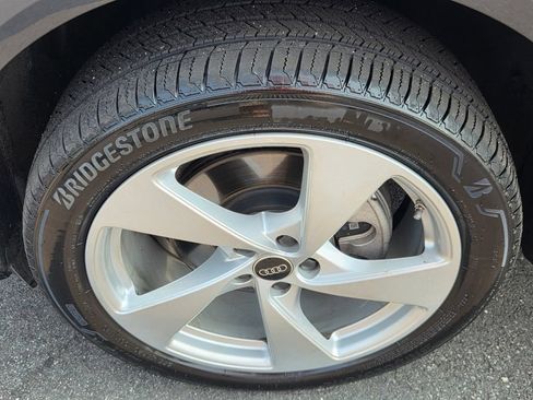 Used 2025 Audi Q5 Premium Plus AWD/4WD image 11