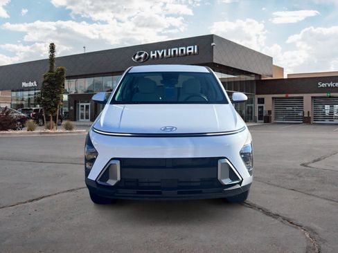 Certified 2026 Hyundai Kona SE AWD/4WD image 8
