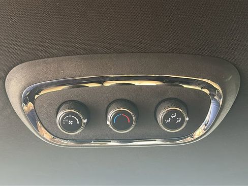 Used 2015 Dodge Durango Citadel w/ Technology Group image 34